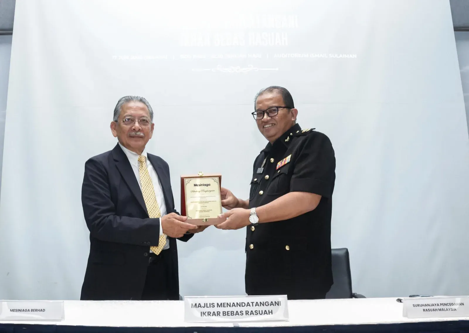 Mesiniaga Corruption-Free Pledge ceremony with the Malaysian Anti-Corruption Commission